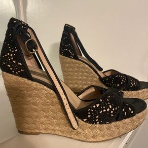 Steve Madden Black Lace Pattern Wedges - Size 10